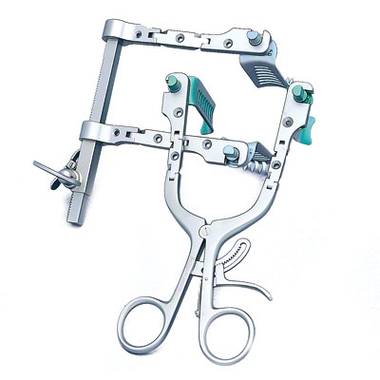 Product Picture Enlargement CW-CCR-Retractor System